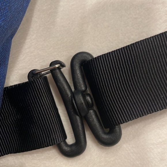 Kiwee Square Backpack - Picture 10 of 15